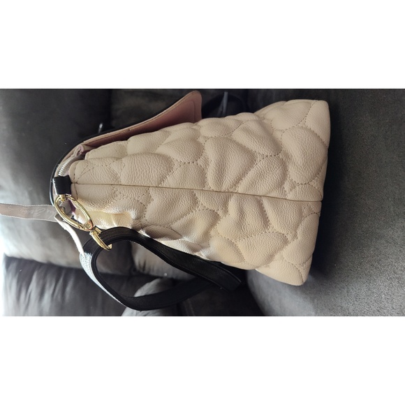 BETSEY JOHNSON - Large Shoulder bag- Black/White - Picture 3 of 7